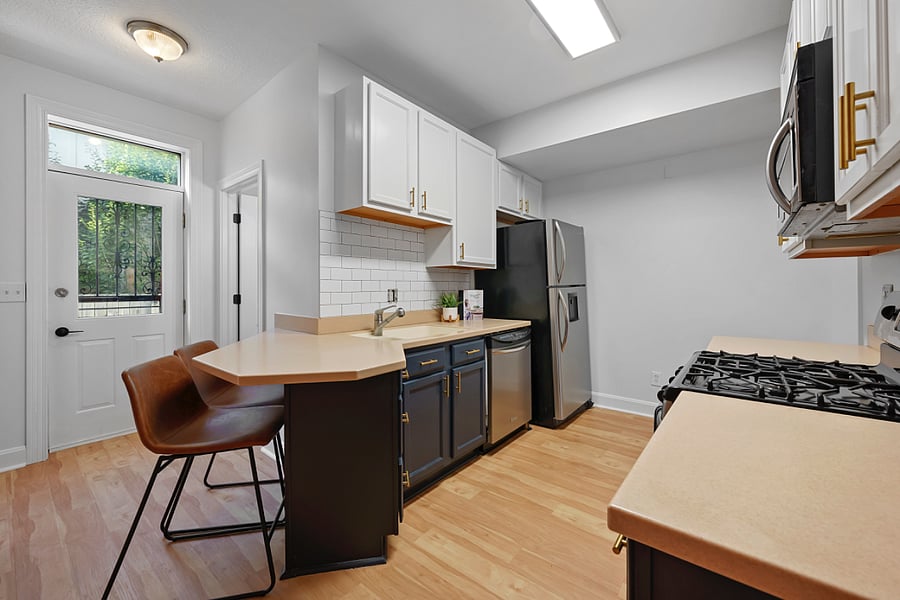 Furnished Finder property 758770_1 photo 8