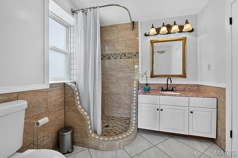 Furnished Finder property 758836_1 photo 25