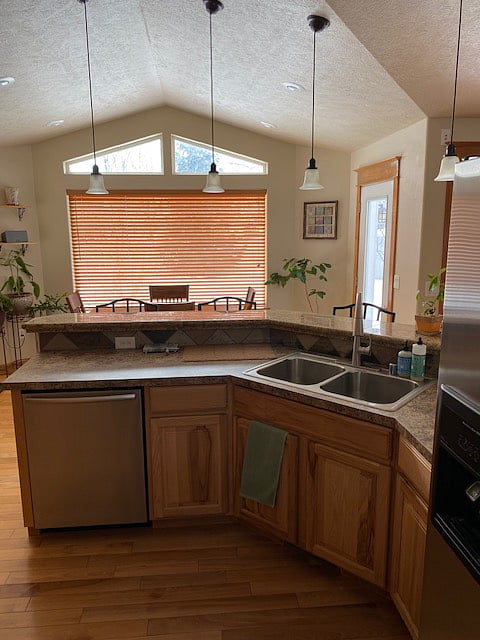 Furnished Finder property 758851_1 photo 8