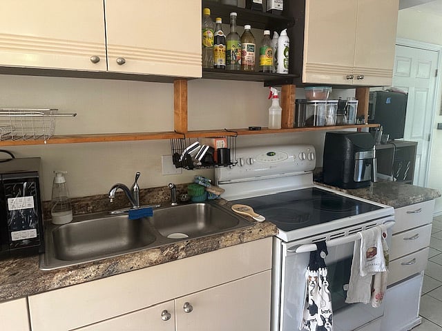 Furnished Finder property 759009_1 photo 8
