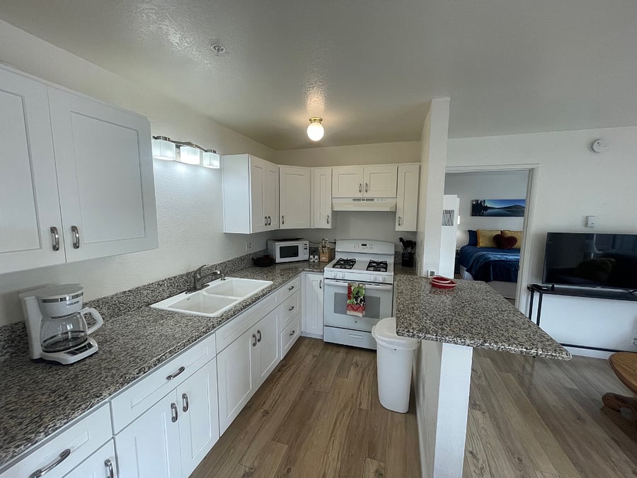 Updated kitchen Granite counters and newer cabinets