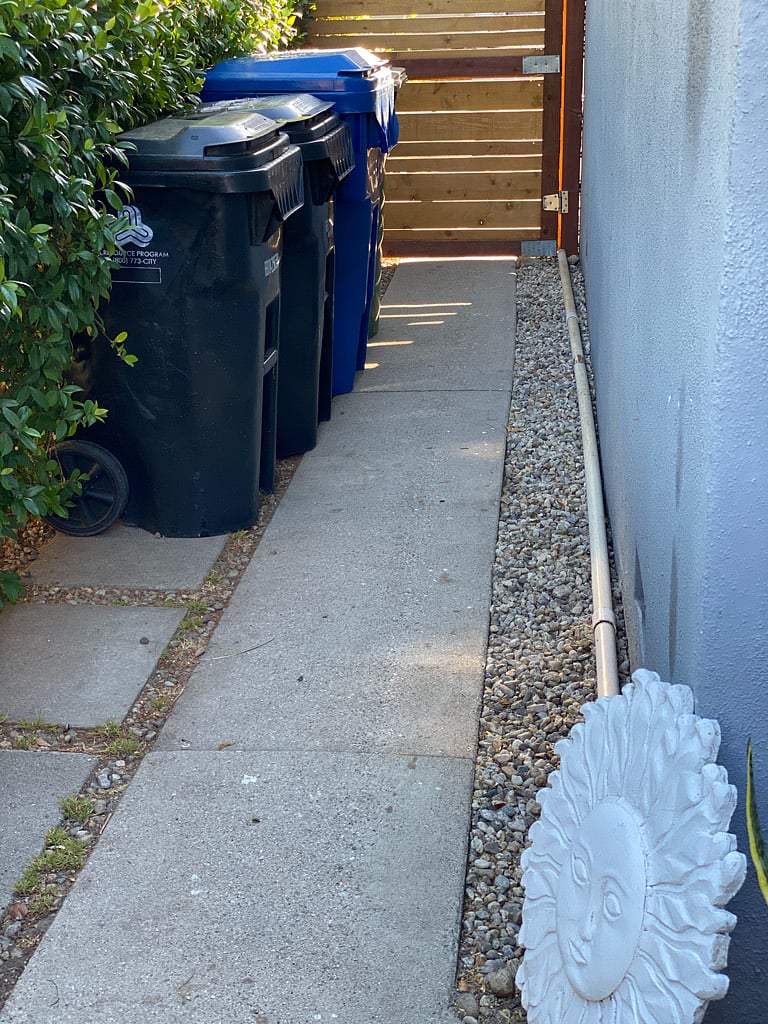 Shared trash cans