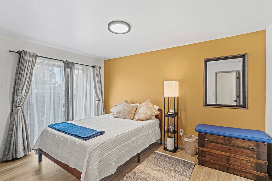 Gold Beach Room