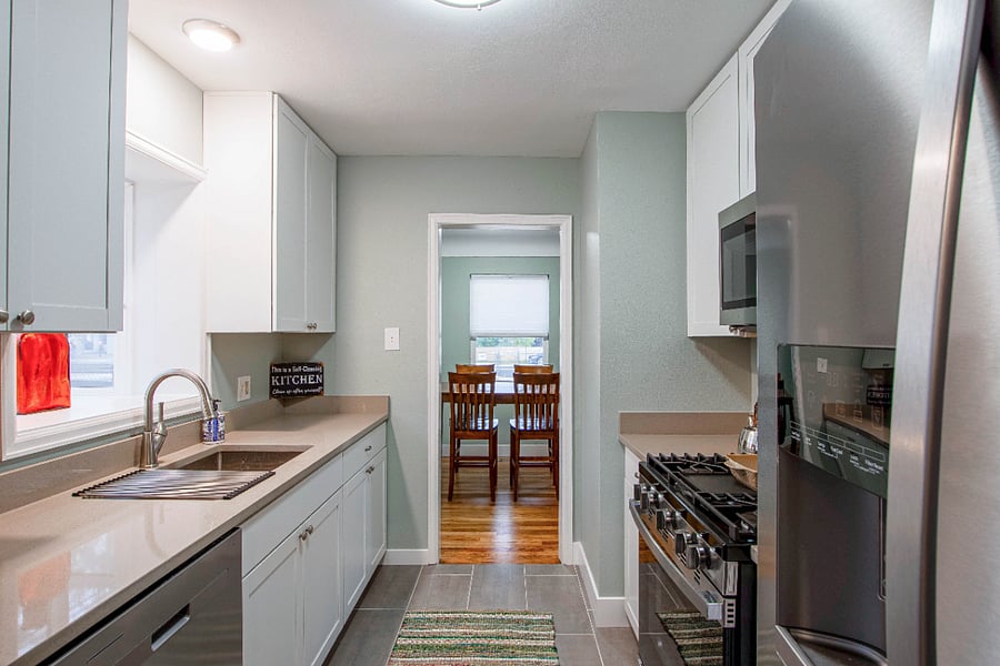 Fully remodeled kitchen with stainless steel appliances. Oven has built in airfryer...awesome! I want one...