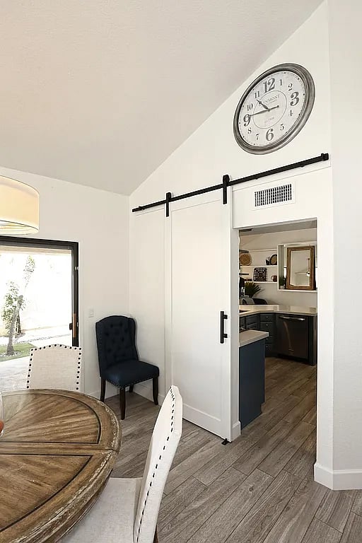 Furnished Finder property 759461_1 photo 13