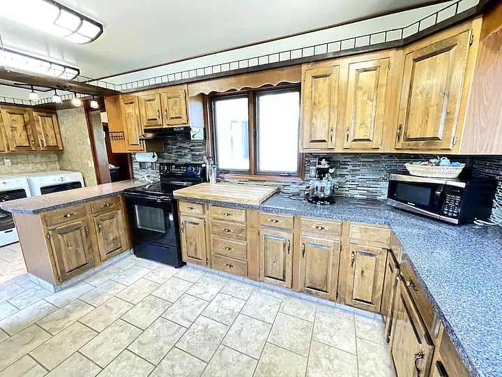 Furnished Finder property 759521_1 photo 8