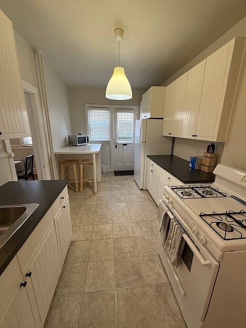 Furnished Finder property 759810_1 photo 5