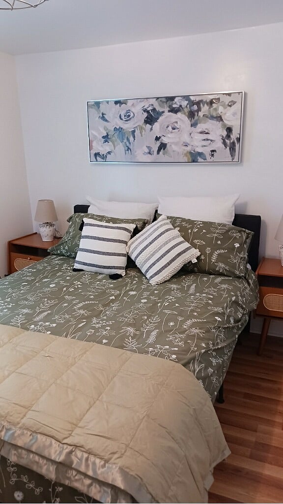 2nd bedroom queen