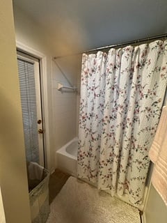 Furnished Finder property 760008_1 photo 17