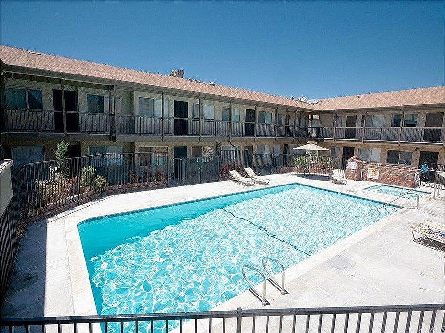 Furnished Finder property 760060_1 photo 11