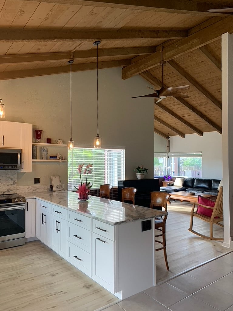 Kitchen/Living Room, pic 1