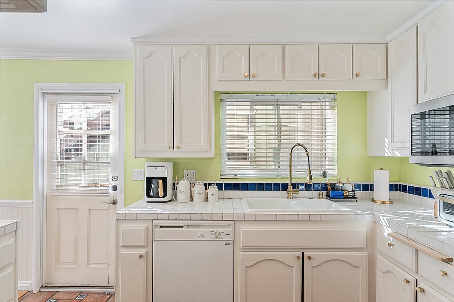 Furnished Finder property 760323_1 photo 18