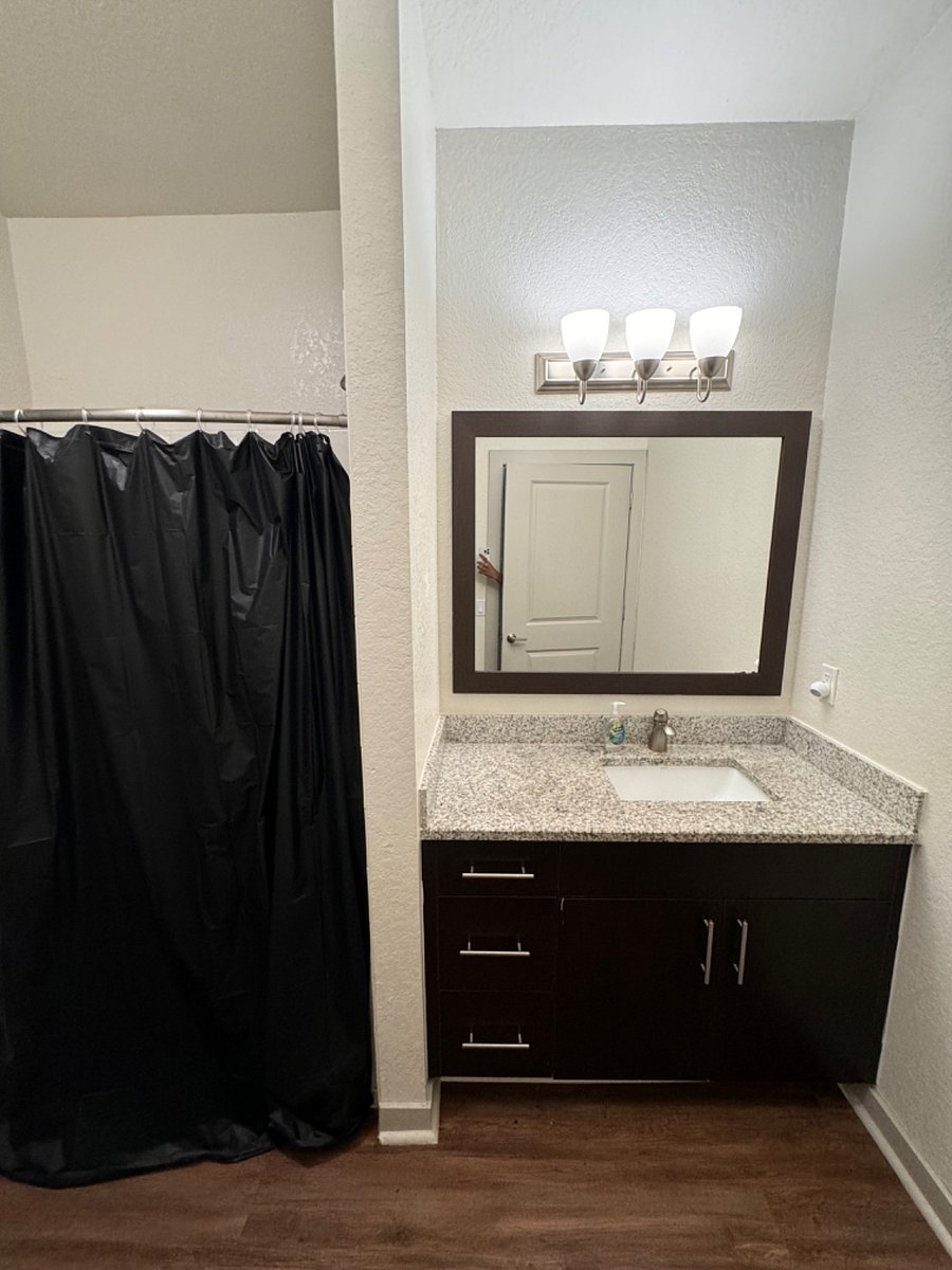Furnished Finder property 760370_1 photo 2