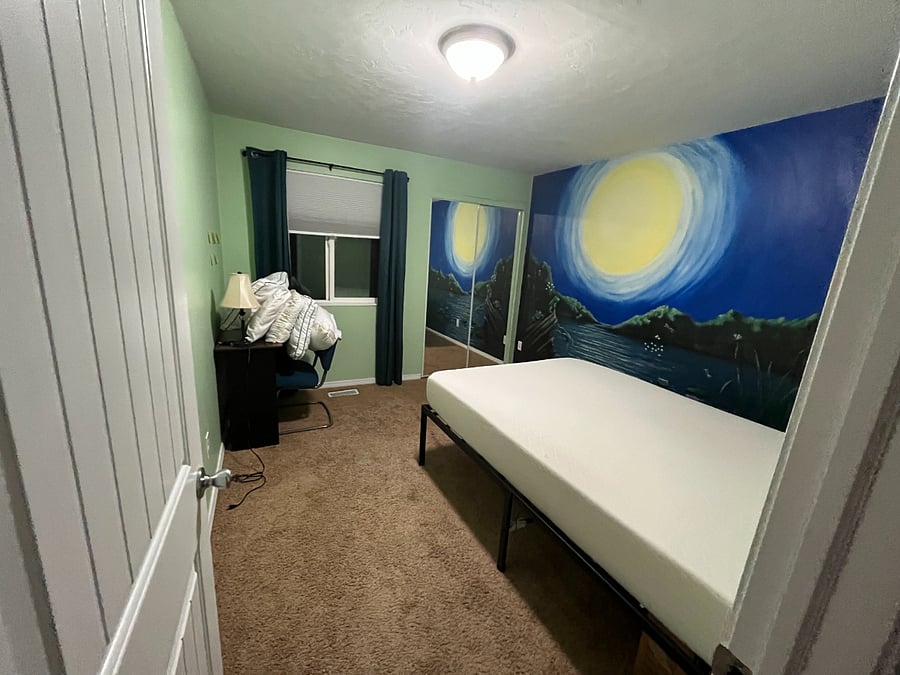 Medium Guest Bedroom which shares bathroom
