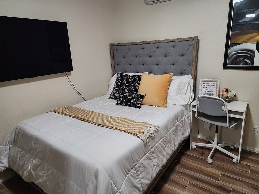 Furnished Finder property 760516_3 photo 8