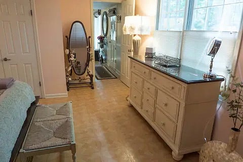 Full length mirror, 9 draw dresser plenty of room for your clothing. Wiped and cleaned after every guest. Bottom up top down blinds to adjust to your liking.