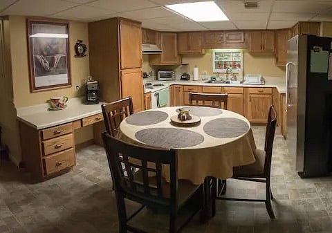 Full kitchen with pretty much anything that you would need or have in the comfort of your own home. My pots and pans are stainless steal. My blender is a Blendtec. Toaster oven, microwave, toaster, coffee machine, coffee bean grinder, electric tea pot, hand mixer and more!