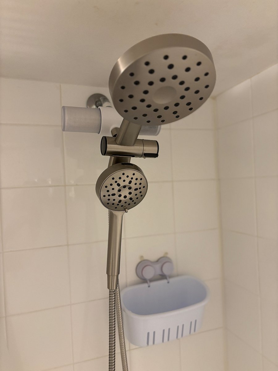 Kohls Dual Shower Head with water filter. The water filter is NSF Certified and reduces Chlorine and PFAS.
