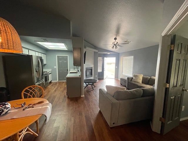 Furnished Finder property 760635_1 photo 9
