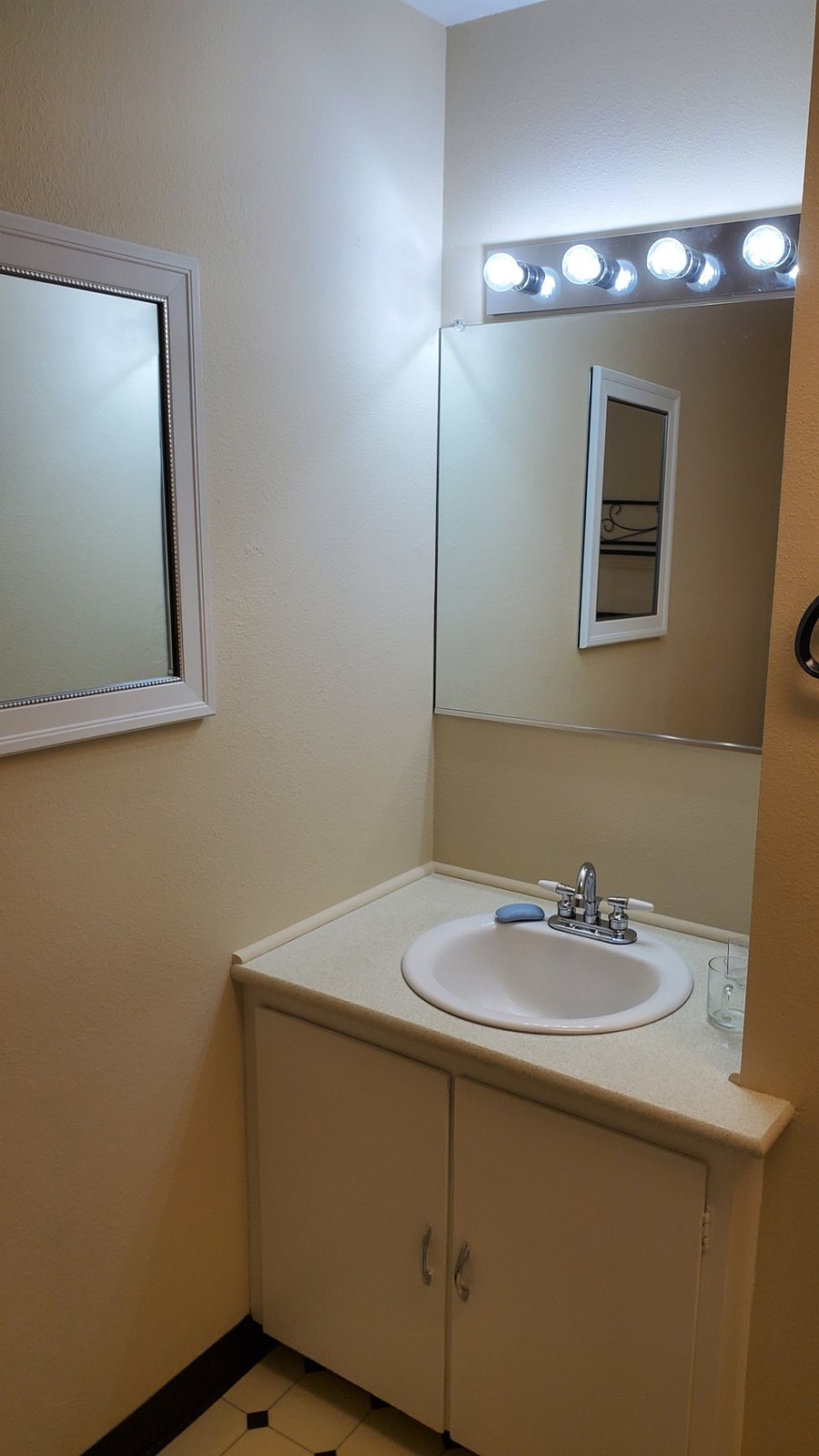 Furnished Finder property 760673_1 photo 13