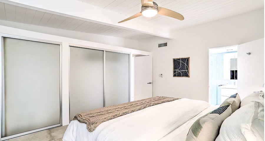 Main bedroom with own bathroom
