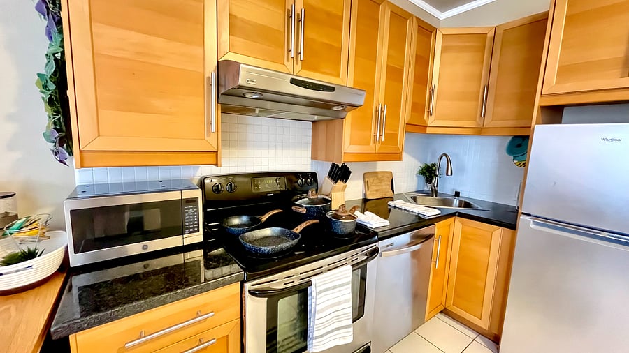Functional kitchen with essentials
