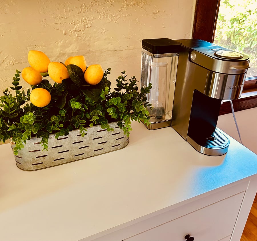 Ensuite coffee in king bed room w/ ensuite bathroom