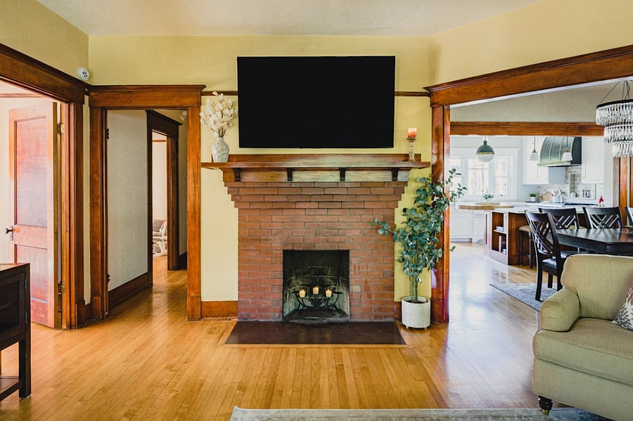 Spacious welcoming living room.