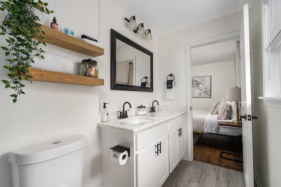 En Suite Bathroom