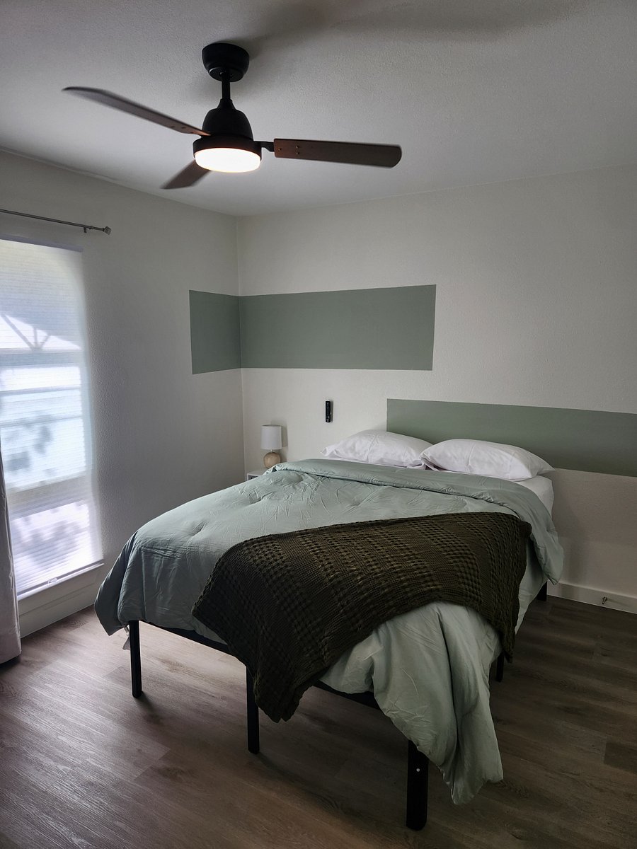 2nd bedroom. Full size mattress with 50" TV