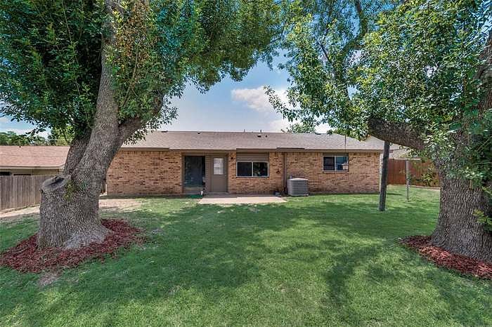 Furnished Finder property 761074_1 photo 16