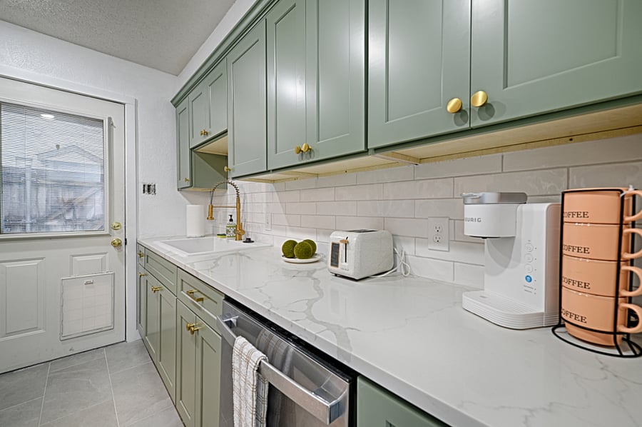 Furnished Finder property 761106_1 photo 17