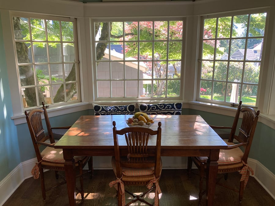 Breakfast nook