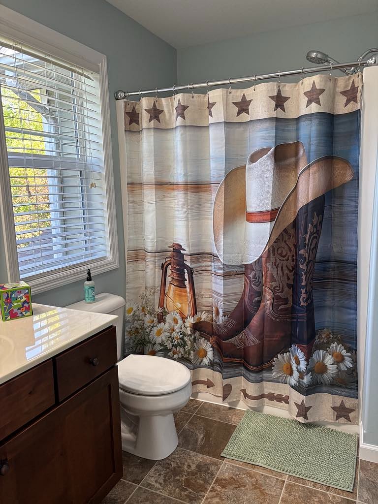 Furnished Finder property 761250_1 photo 17