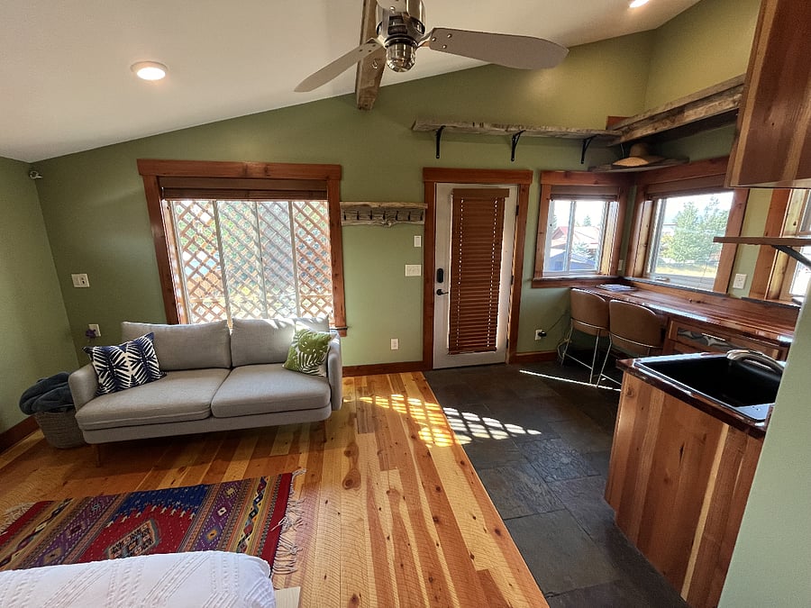 Furnished Finder property 761501_1 photo 2