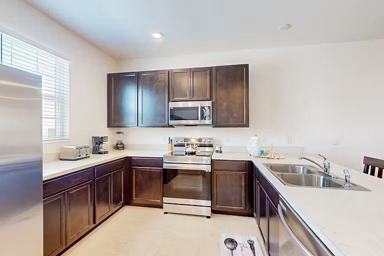 Furnished Finder property 761591_1 photo 6