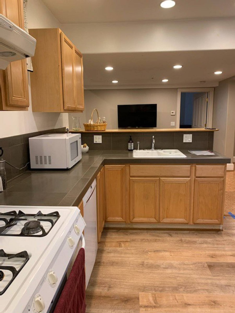 Furnished Finder property 761600_1 photo 8
