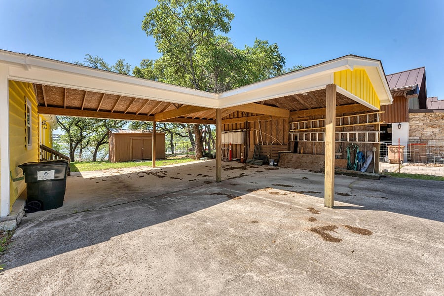 Carport