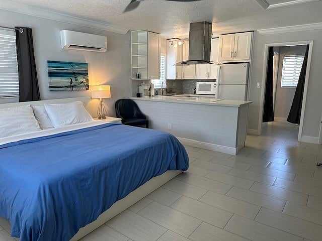 STUDIO UNIT- BEDROOM/ KITCHEN VIEW