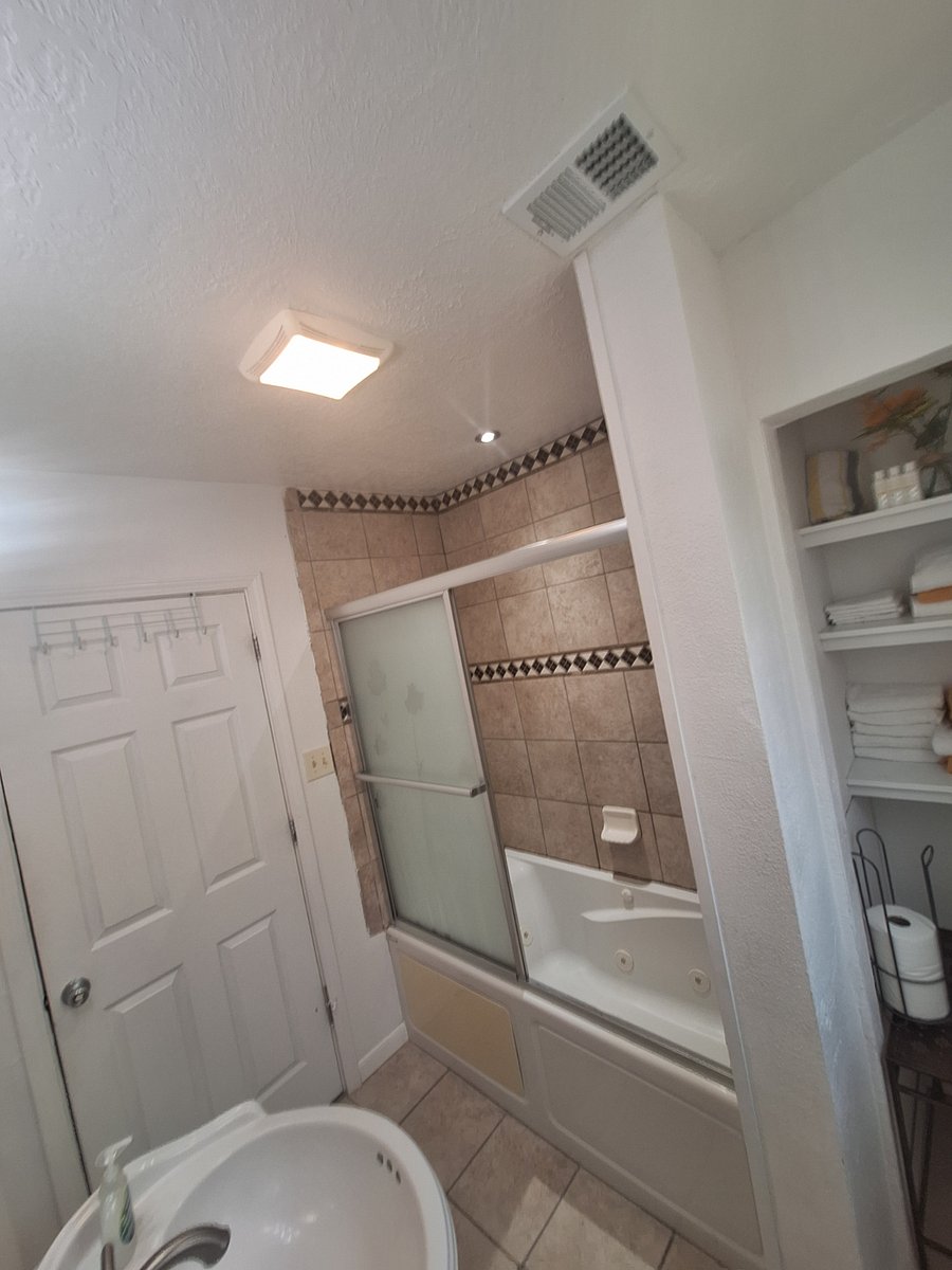Furnished Finder property 761661_1 photo 17