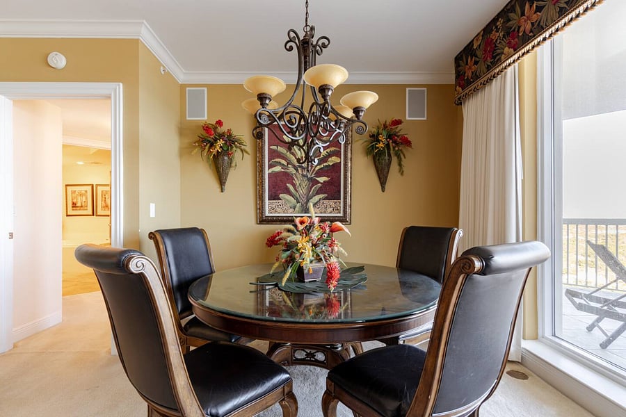 Breakfast Nook