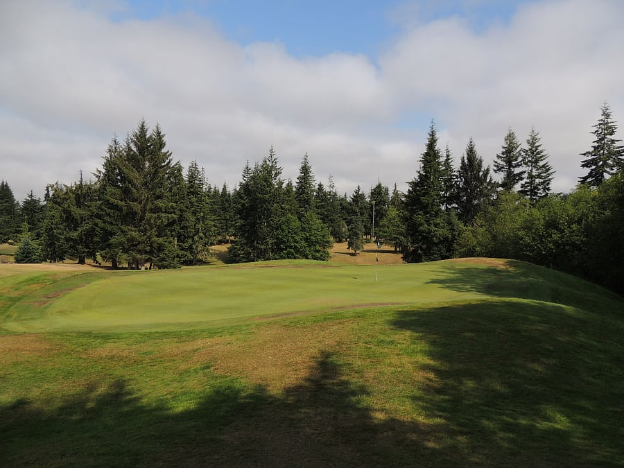 Highland Golf course. 18 holes. 5 min. away.