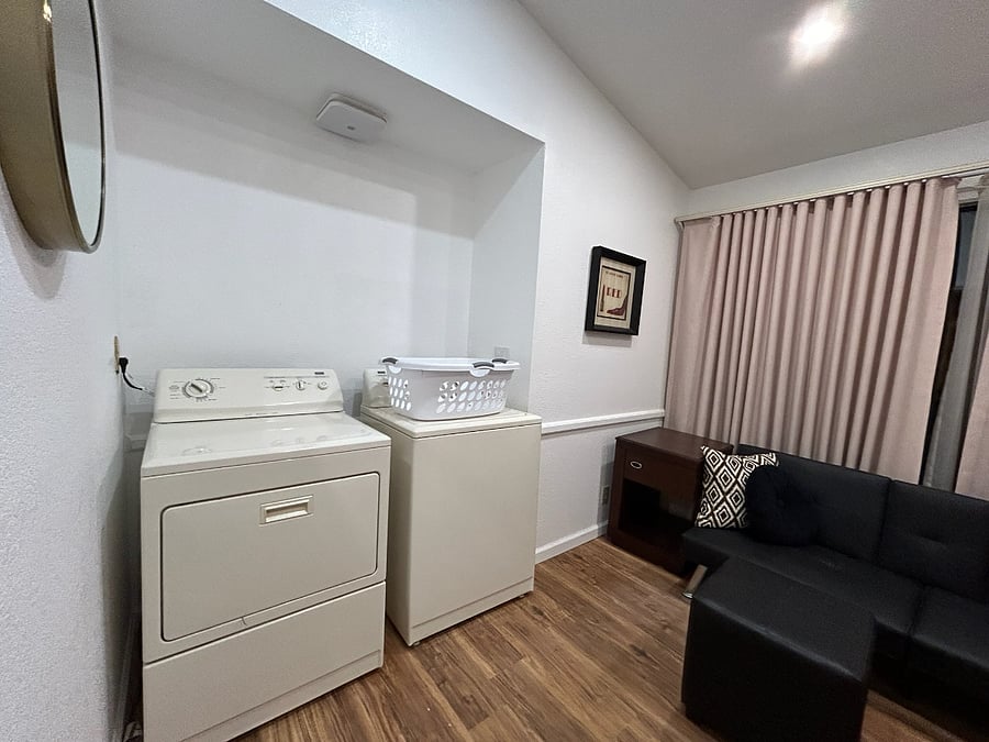 Furnished Finder property 761882_1 photo 6