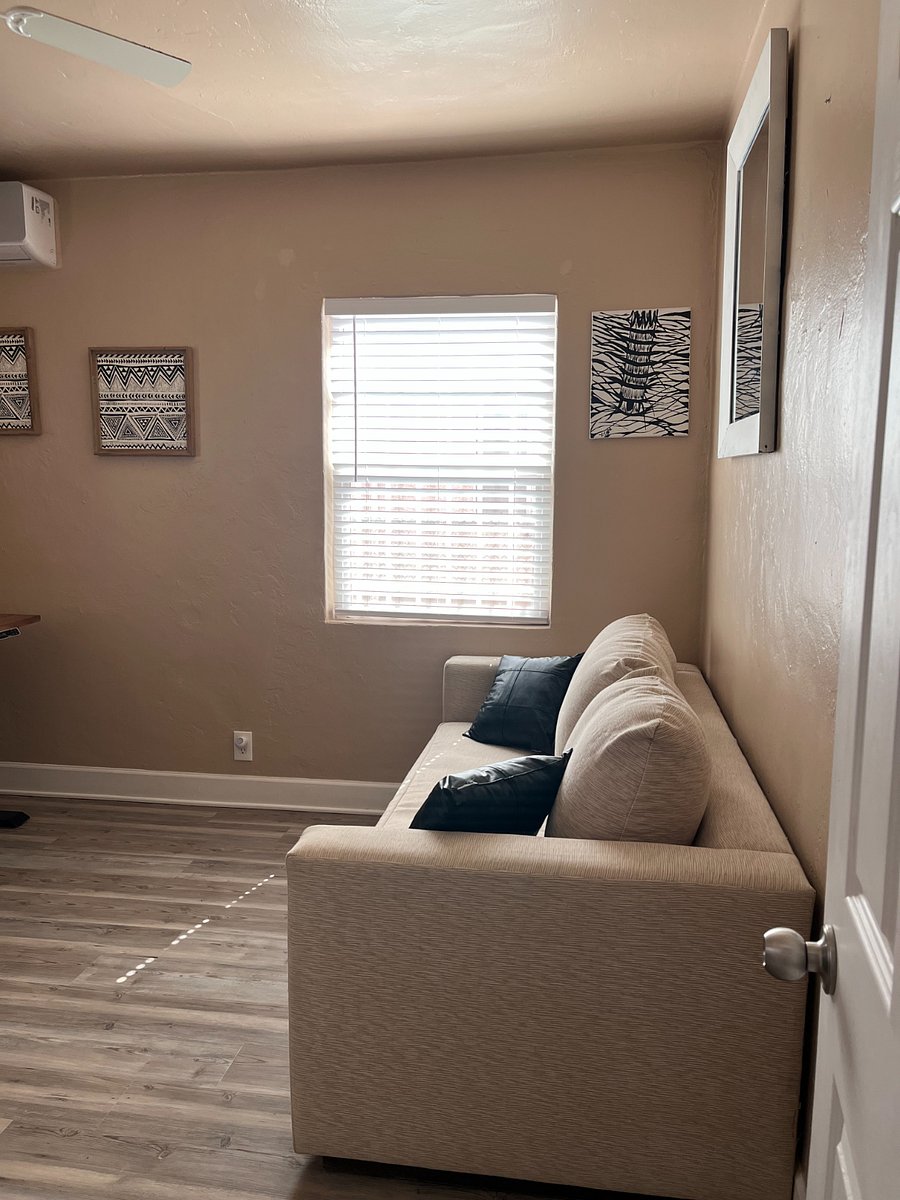 Bedroom 2/Office