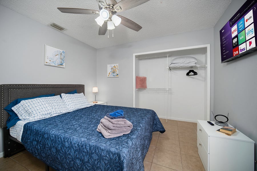 Queen Bed