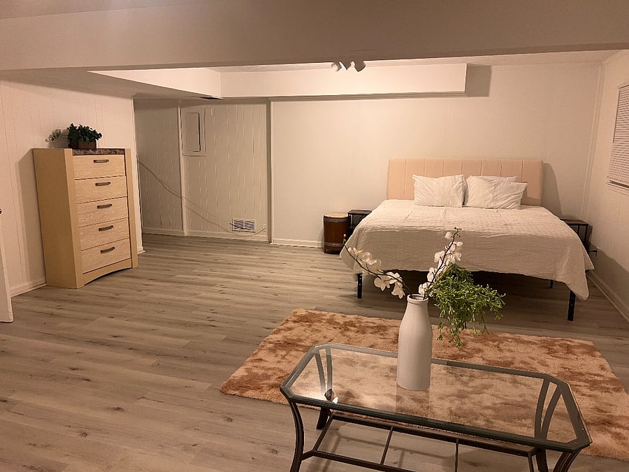Private Suite with Separate Living Feel