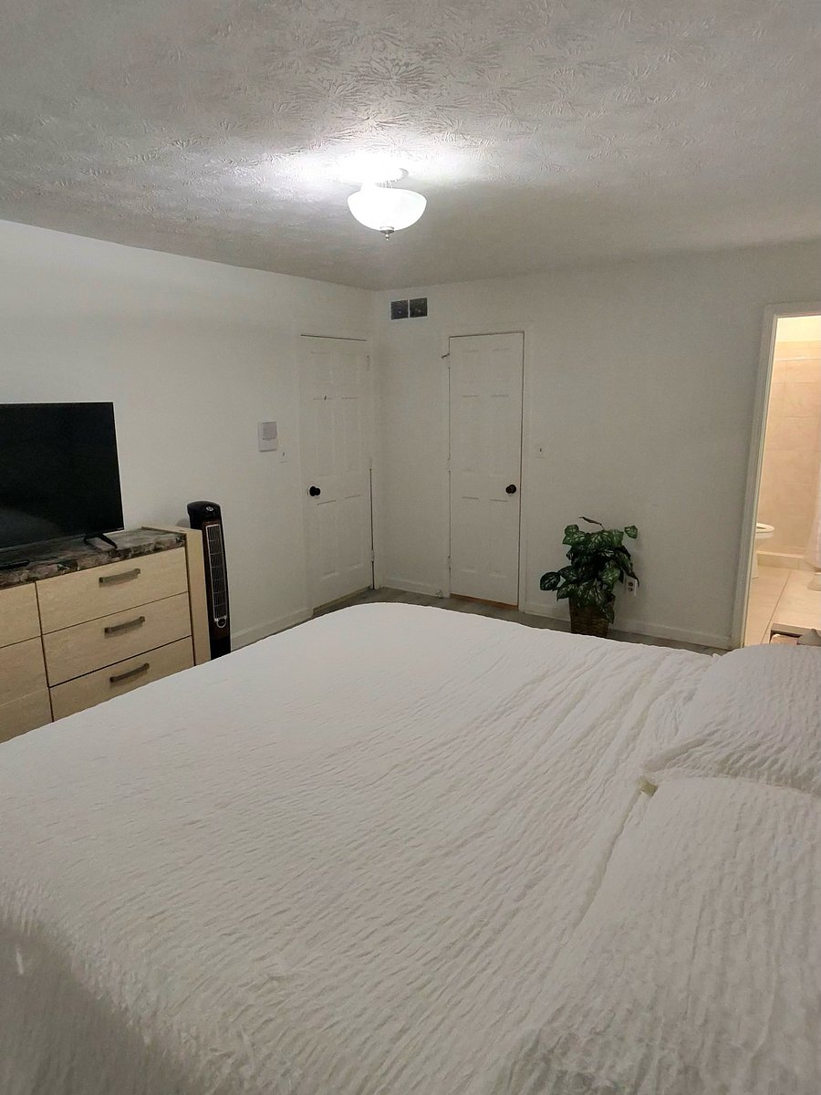 Primary Bedroom Suite