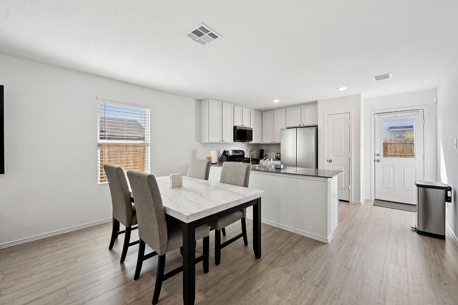 Furnished Finder property 762085_1 photo 4