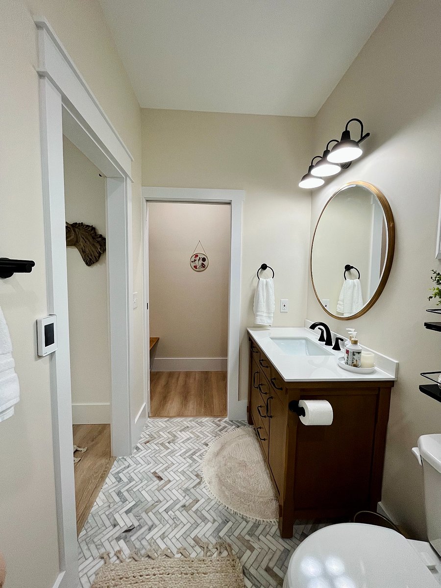 Furnished Finder property 762105_1 photo 18