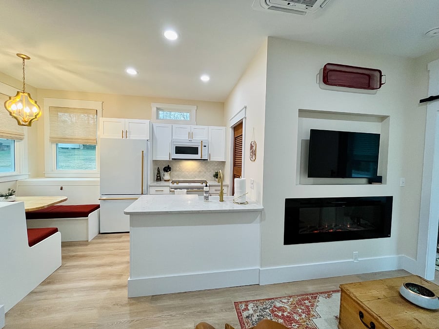 Furnished Finder property 762105_1 photo 3